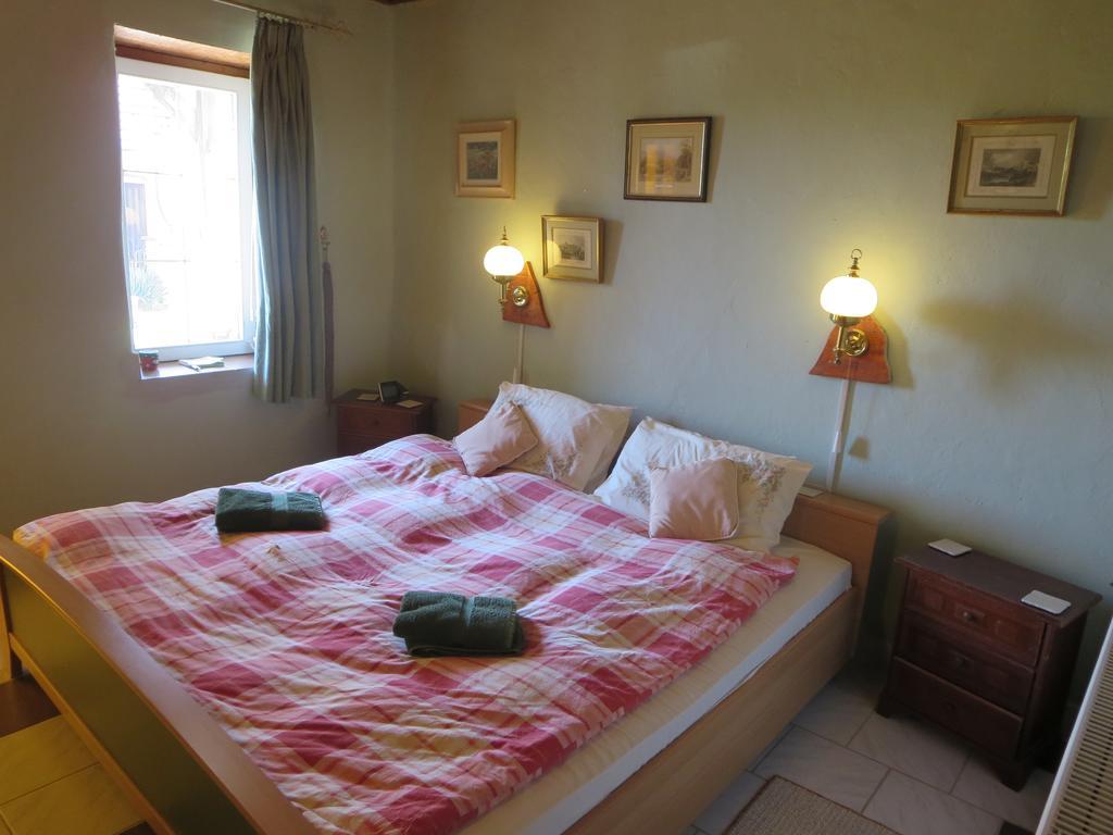 Nicolaj Vendeghaz Es Tanya Hotel Ngoại thất bức ảnh